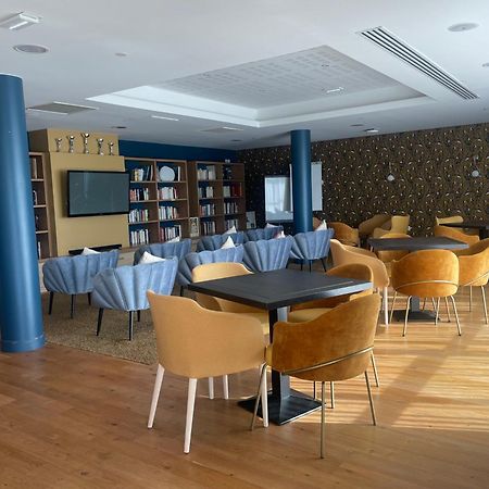 Domitys Le Galion D'Or Aparthotel Royan Bagian luar foto